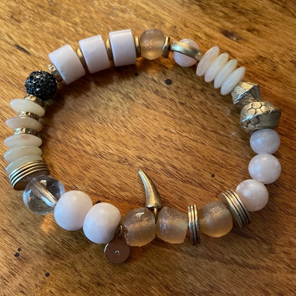 Stella & Dot Anda Intention Bracelet / in box!!